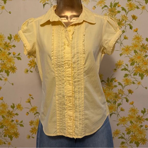 Personal Identity | Tops | Yellow Ruffle Front Shortsleeve Button Up ...